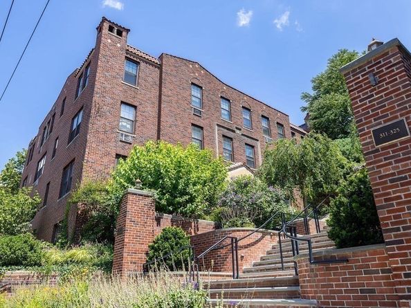 321 Tappan St 2, Brookline MA 02445