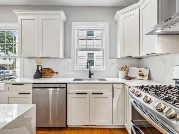 16 Alston St 16, Somerville MA 02143
