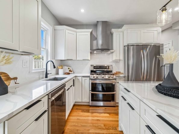 16 Alston St 16, Somerville MA 02143