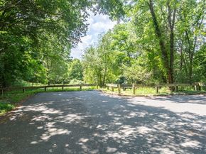 1345 South St, Needham MA 02492