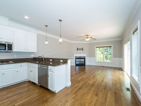1345 South St, Needham MA 02492