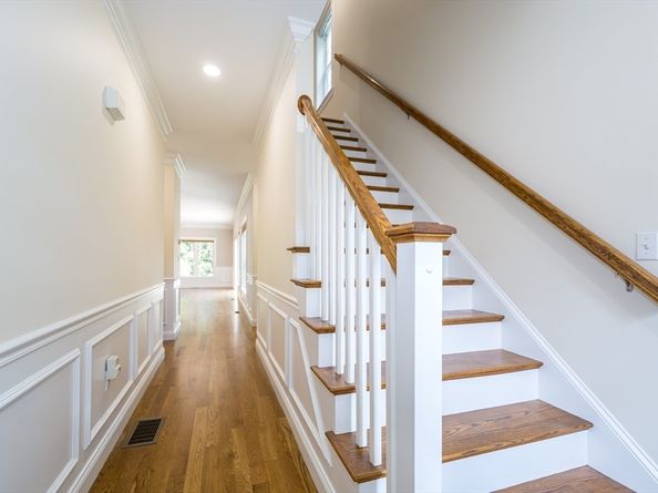 1345 South St, Needham MA 02492
