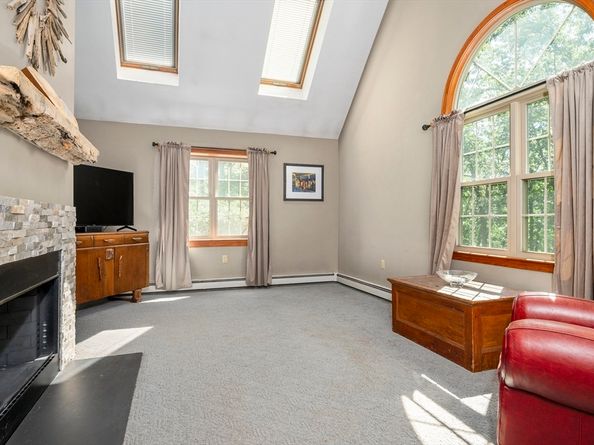 6 Mellen Street, Hopedale MA 01747