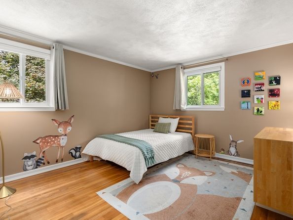 73 Willow Rd, Sudbury MA 01776
