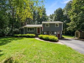 73 Willow Rd, Sudbury MA 01776