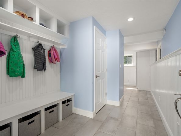 73 Willow Rd, Sudbury MA 01776