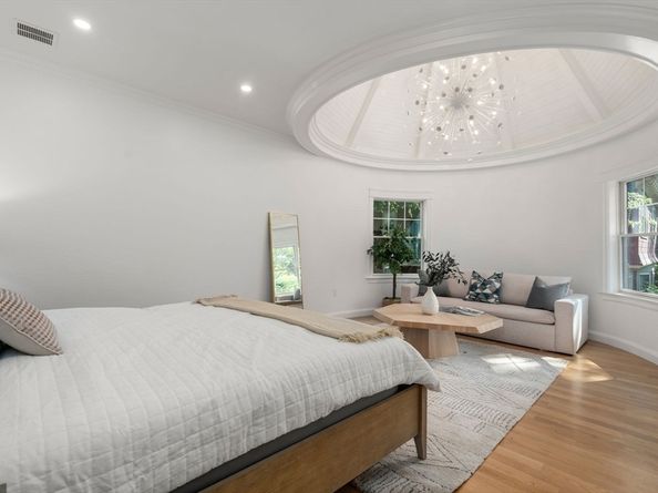 85 Naples Rd, Brookline MA 02446