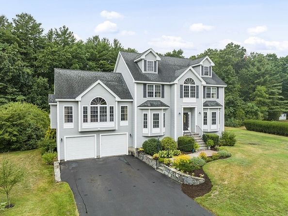 10 Babicz Rd, Tewksbury MA 01876