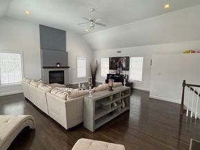 10 Babicz Rd, Tewksbury MA 01876