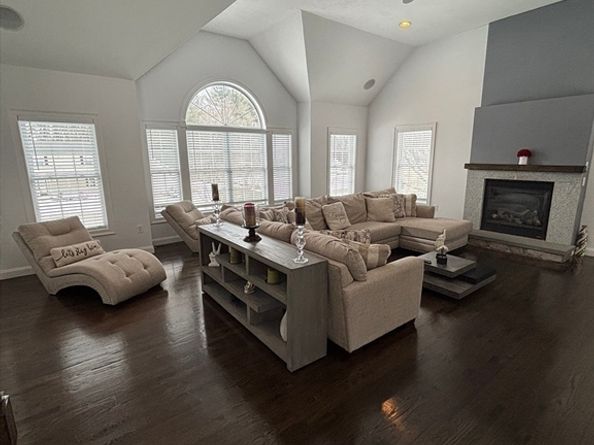 10 Babicz Rd, Tewksbury MA 01876