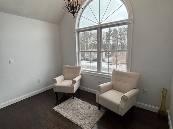 10 Babicz Rd, Tewksbury MA 01876