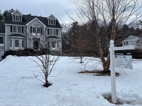 10 Babicz Rd, Tewksbury MA 01876