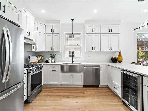 69 Marlboro St 1, Belmont MA 02478
