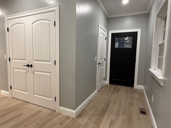 24 Cooper Rd, Webster MA 01570