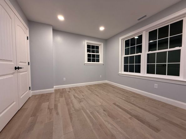 24 Cooper Rd, Webster MA 01570