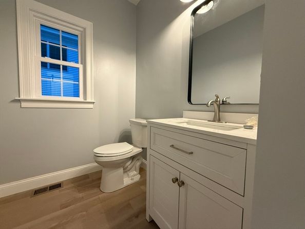 24 Cooper Rd, Webster MA 01570