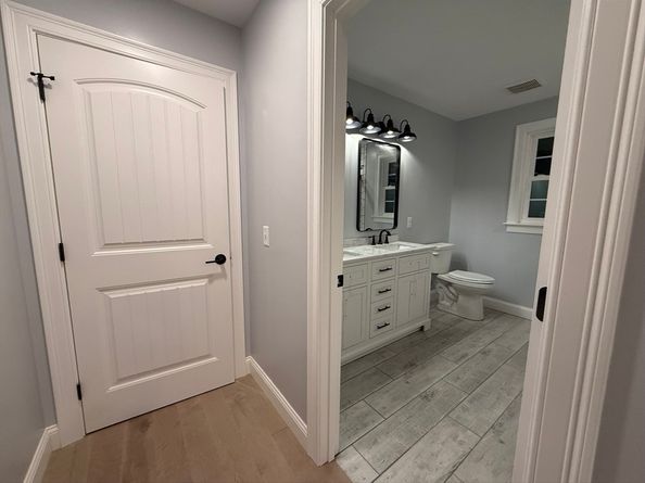 24 Cooper Rd, Webster MA 01570