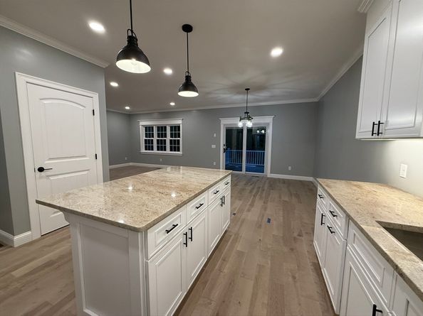 24 Cooper Rd, Webster MA 01570