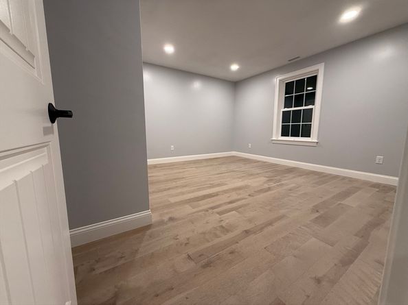 24 Cooper Rd, Webster MA 01570