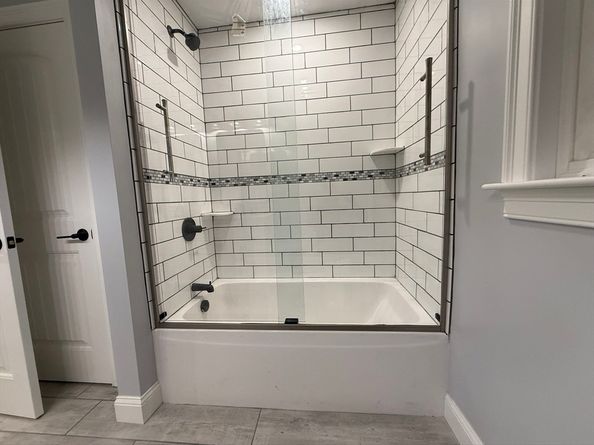 24 Cooper Rd, Webster MA 01570