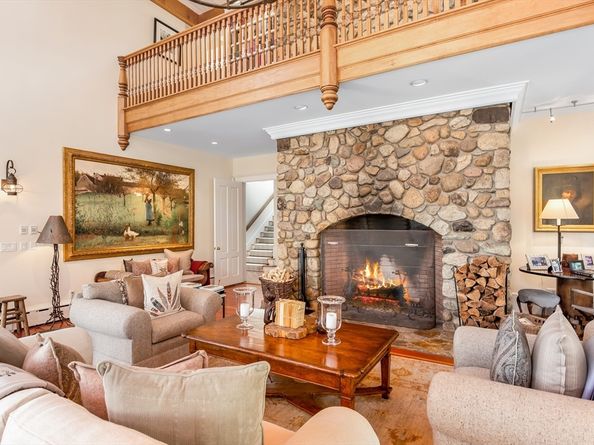 100 Patten Ln, Duxbury MA 02332
