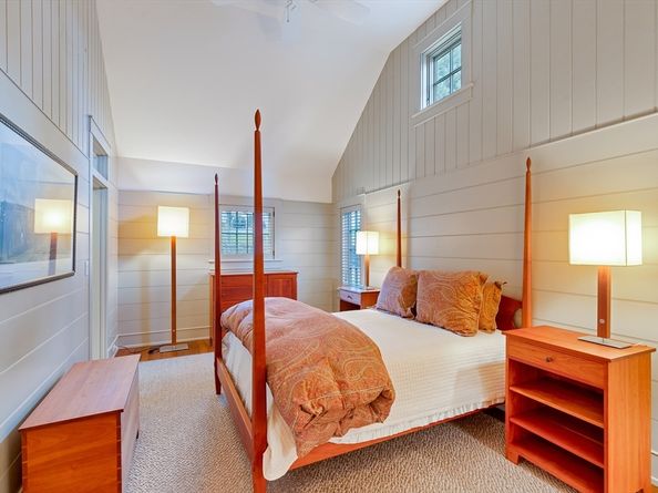 100 Patten Ln, Duxbury MA 02332