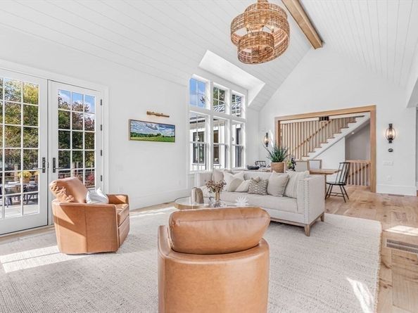 28 Hatch Farm Lane, Concord MA 01742