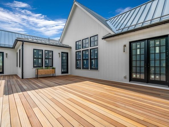 28 Hatch Farm Lane, Concord MA 01742