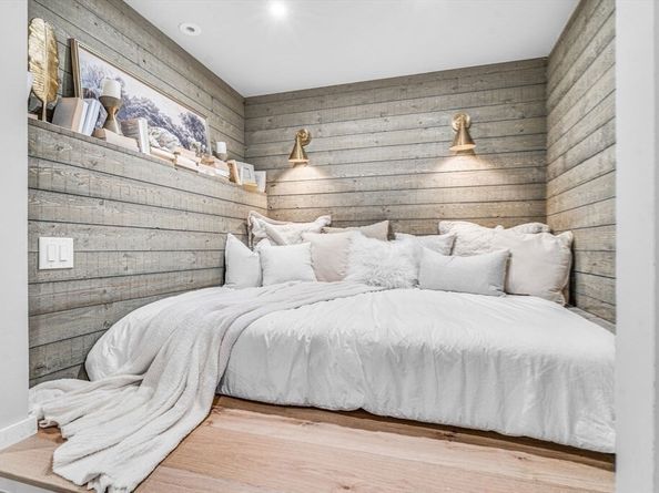 28 Hatch Farm Lane, Concord MA 01742