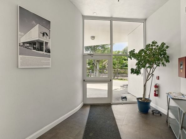 147 Sherman St 201, Cambridge MA 02140