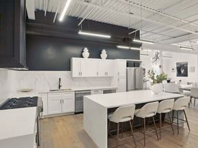 147 Sherman St 201, Cambridge MA 02140