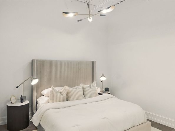 147 Sherman St 201, Cambridge MA 02140