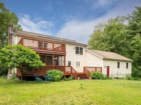 29 Miscoe Rd, Mendon MA 01756