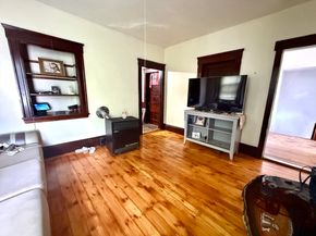 16 Hillside St, Worcester MA 01610