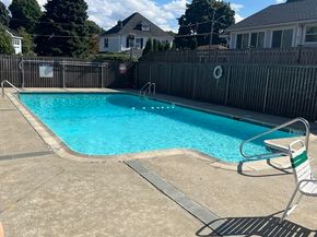289 Elm St 34B, Medford MA 02155