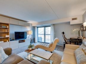 289 Elm St 34B, Medford MA 02155