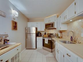 289 Elm St 34B, Medford MA 02155