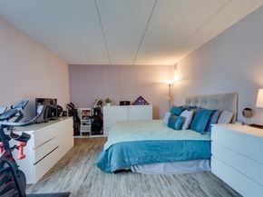 289 Elm St 34B, Medford MA 02155