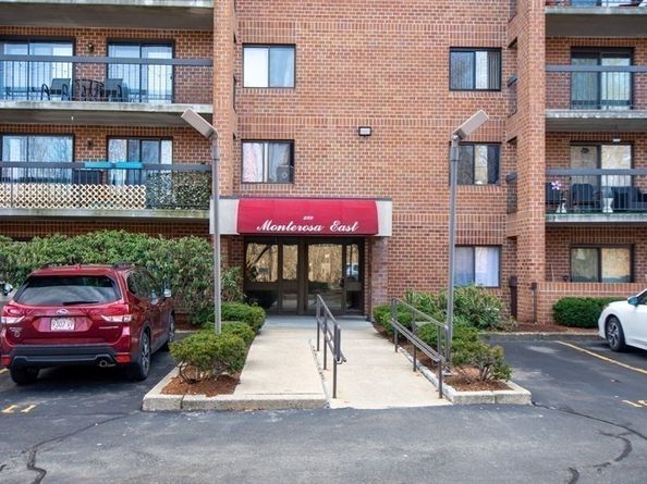 289 Elm St 34B, Medford MA 02155