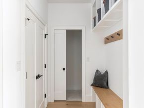 224 Auburn St F, Newton MA 02466