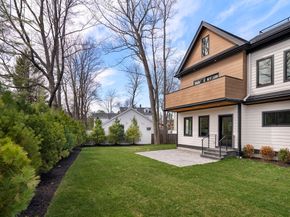 224 Auburn St F, Newton MA 02466