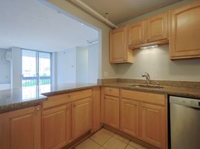 872 Massachusetts Avenue 401, Cambridge MA 02139