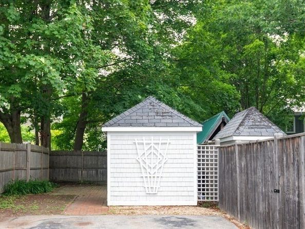 30 Oakland Street 2, Newburyport MA 01950