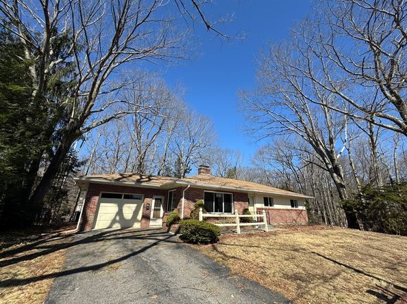 5 Pine St, Paxton MA 01612