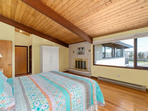 9 Sandy Way, Gloucester MA 01930