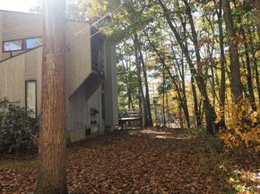 22 Prindle Hill Rd, Charlton MA 01507