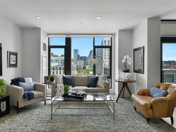 40 Traveler St. 710, Boston MA 02118