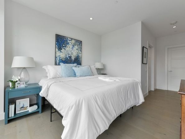 40 Traveler St. 710, Boston MA 02118