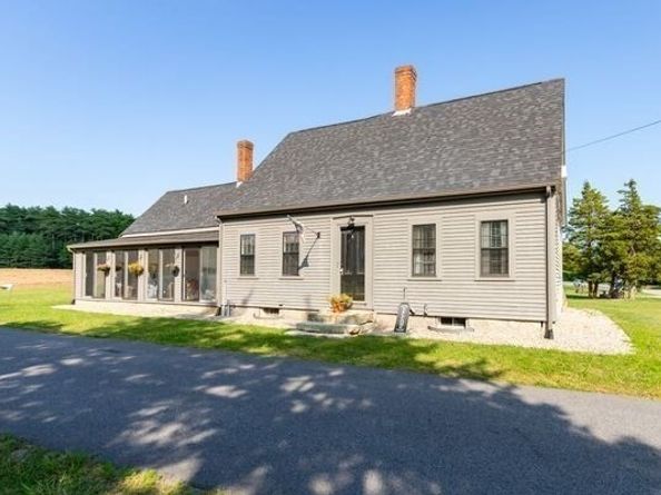 79 Wapping Road, Kingston MA 02364