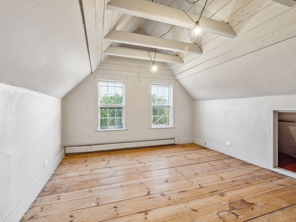 79 Wapping Road, Kingston MA 02364